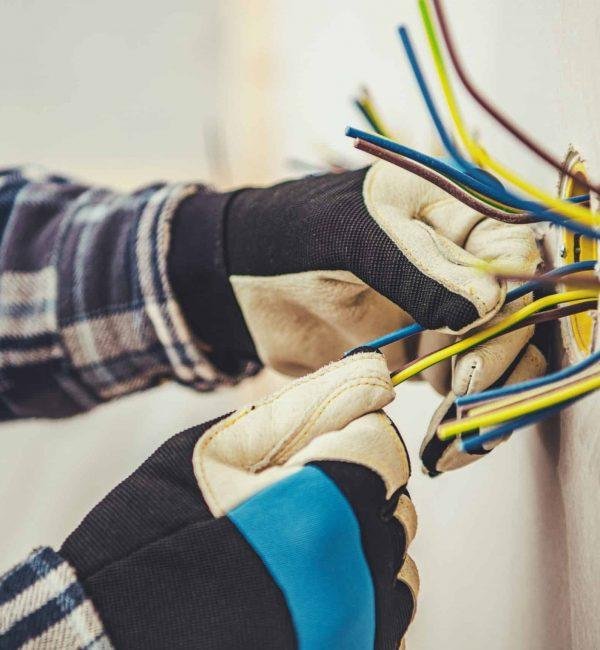 Why Choose 18th Edition Electricians for Your Electrical Needs?